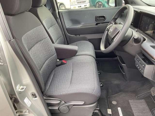 �^�]�̂��₷����A���~��ɂ��z�������^�]��