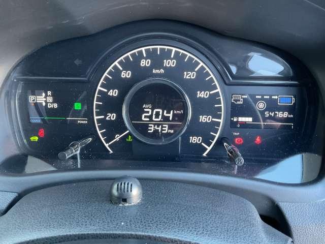 ノート １．２　ｅ－ＰＯＷＥＲ　メダリスト　禁煙ワンオーナー　ＬＥＤオートライト　被害軽減ブレーキ　ＴＶナビ　禁煙　バックモニター　インテリキー　アイドリングストップ　盗難防止装置　ＬＥＤランプ　車線逸脱警報システム　ワンオーナー　キーフリー　アルミホイール　ＥＴＣ　オートエアコン（3枚目）