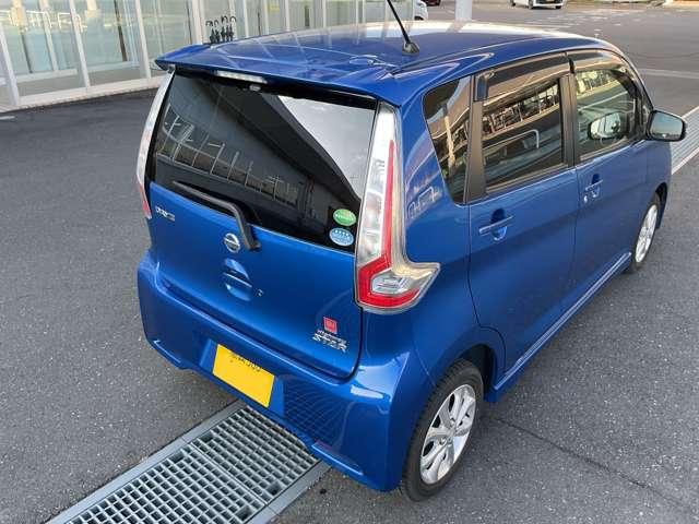 デイズ ６６０　ハイウェイスターＸ　禁煙ワンオーナー　ヒョウ衝突跡　ナビＴＶ付　全席ＰＷ　ＩＳＴＯＰ　ダブルエアバッグ　ＰＳ　スマキー　Ｂカメラ　ＡＡＣ　盗難防止システム　禁煙　ＥＴＣ　１オーナー車　アルミホイール　キーフリーシステム　記録簿　ＡＢＳ　１セグＴＶ（2枚目）