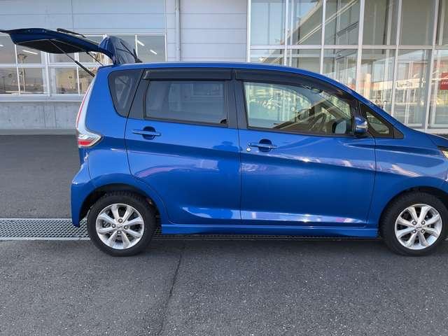 デイズ ６６０　ハイウェイスターＸ　禁煙ワンオーナー　ヒョウ衝突跡　ナビＴＶ付　全席ＰＷ　ＩＳＴＯＰ　ダブルエアバッグ　ＰＳ　スマキー　Ｂカメラ　ＡＡＣ　盗難防止システム　禁煙　ＥＴＣ　１オーナー車　アルミホイール　キーフリーシステム　記録簿　ＡＢＳ　１セグＴＶ（19枚目）