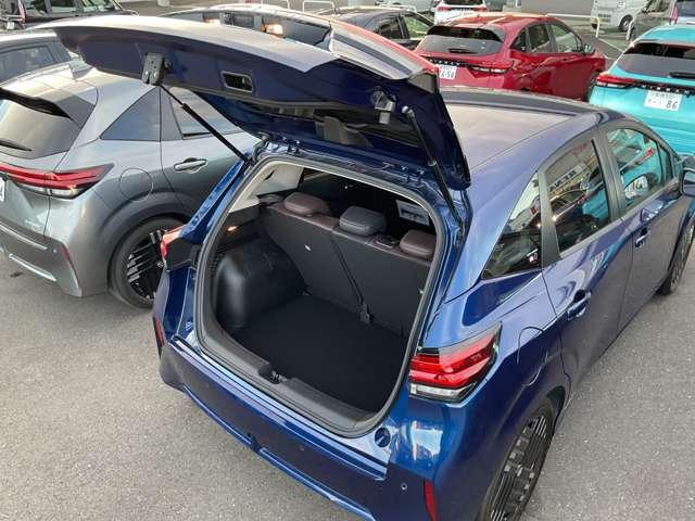 オーラ １．２　Ｇ　当社展示試乗車　ディスプレイオーディオ　ハイビームアシスト　ＥＴＣ車載器　アルミ　展示試乗車ＵＰ　ＬＤＷ　ＬＥＤライト　バックモニター　禁煙　エアバッグ　ドライブレコーダー　サイドエアバッグ　記録簿（17枚目）