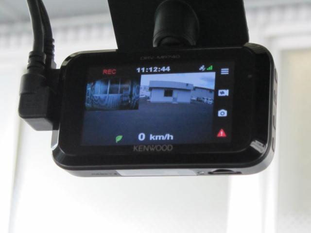 エブリイワゴン ＰＺターボスペシャル　ＭメモリナビＣＮ－ＲＥ０５ＷＤ　フルセグＴＶ　ＤＶＤ再生　録音・ＢＴオーディオ　ＡＵＸ接続　バックカメラ　ドライブレコーダー　ＥＴＣ　運転席シートヒーター　ＬＥＤヘッドランプ　オートステップ（14枚目）