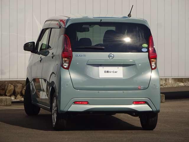 デイズ X CDチューナー AUX接続 ETC アイドリングストップ 全周囲カメラ オートライト ハイビームアシスト USB電源 衝突被害軽減ブレーキ 踏み間違い防止 横滑り防止装置 車線逸脱警報(5枚目)