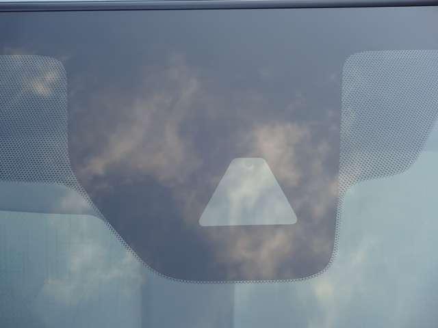 デイズ X CDチューナー AUX接続 ETC アイドリングストップ 全周囲カメラ オートライト ハイビームアシスト USB電源 衝突被害軽減ブレーキ 踏み間違い防止 横滑り防止装置 車線逸脱警報(12枚目)