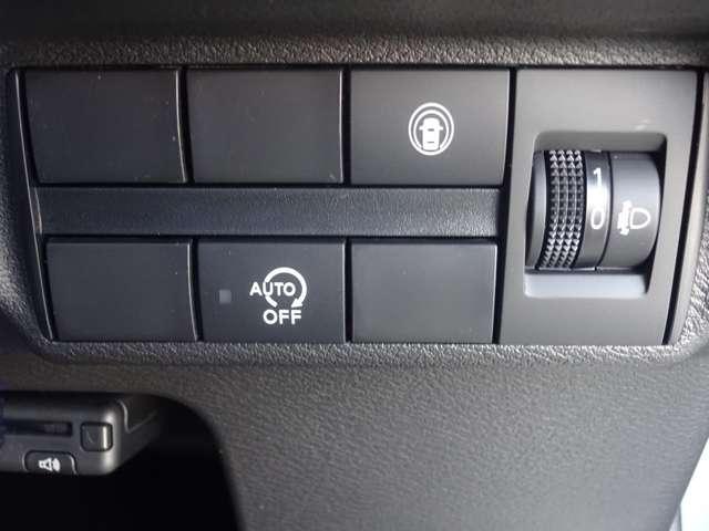 デイズ X CDチューナー AUX接続 ETC アイドリングストップ 全周囲カメラ オートライト ハイビームアシスト USB電源 衝突被害軽減ブレーキ 踏み間違い防止 横滑り防止装置 車線逸脱警報(15枚目)