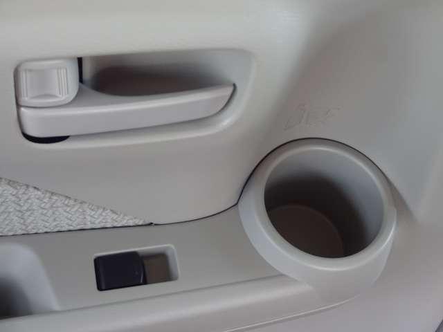 デイズ X CDチューナー AUX接続 ETC アイドリングストップ 全周囲カメラ オートライト ハイビームアシスト USB電源 衝突被害軽減ブレーキ 踏み間違い防止 横滑り防止装置 車線逸脱警報(18枚目)