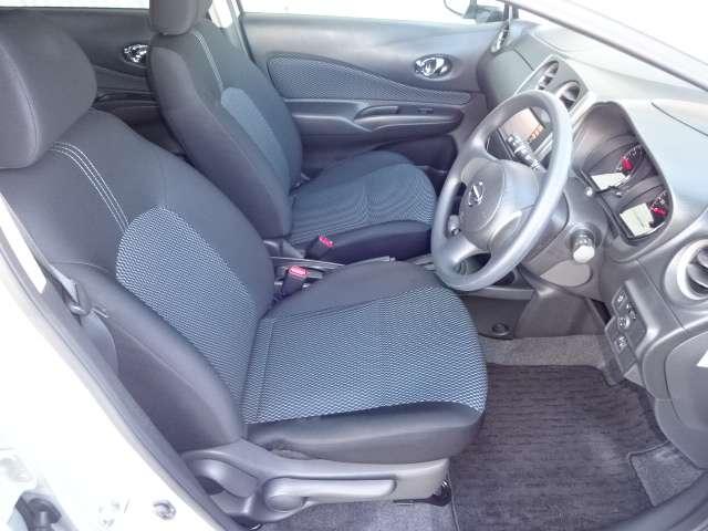 ノート Ｘ　雹害未修理車　ＭＭ１１４Ｄ－Ｗメモリナビ　フルセグＴＶ　ＣＤ再生　ＵＳＢ接続　ドライブレコーダー　アイドリングストップ　ＥＴＣ（8枚目）