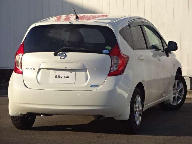 ノート Ｘ　雹災未修理車　ＭＭ１１２－Ｗメモリナビ　ワンセグＴＶ　ＣＤ再生　Ｂｌｕｅｔｏｏｔｈオーディオ　アイドリングストップ　ＥＴＣ　インテリジェントキー（2枚目）