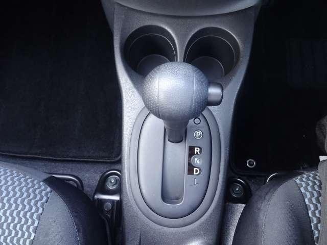 ノート Ｘ　雹災未修理車　ＭＭ１１２－Ｗメモリナビ　ワンセグＴＶ　ＣＤ再生　Ｂｌｕｅｔｏｏｔｈオーディオ　アイドリングストップ　ＥＴＣ　インテリジェントキー（16枚目）