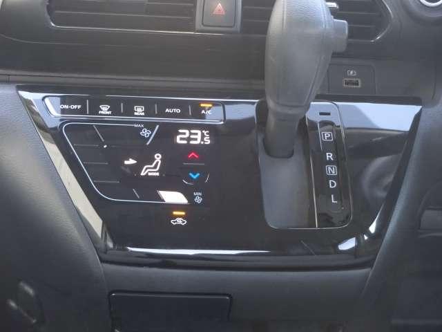 デイズ X 雹害未修理車 MJ212D-Wナビ フルセグTV USB電源 Bluetooth接続 CD再生 全周囲カメラ ETC オートライト クリアランスソナー インテリジェントキー カーテンエアバック(13枚目)