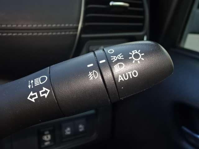 セレナ ハイウェイスター　ＶセレクションＩＩ　ＭＭ５１８Ｄ－Ｌメモリナビ　プロパイロット　ＣＤ・ＤＶＤ・ブルーレイ再生　前ドライブレコーダー　全周囲カメラ　プロパイロット　ＥＴＣ　ＬＥＤヘッドライト　ハイビームアシスト　両側電動スライドドア（15枚目）