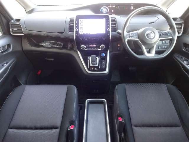 セレナ ｅ－パワー　ハイウェイスターＶ　ＭＭ５１８Ｄ－Ｌナビ　フルセグＴＶ　ＣＤ・ＤＶＤ・ブルーレイ再生　ＵＳＢ・Ｂｌｕｅｔｏｏｔｈ接続　全周囲カメラ　ＥＴＣ　プロパイロット　ＬＥＤライト　ハイビームアシスト　シートヒーターハンドルヒーター（4枚目）