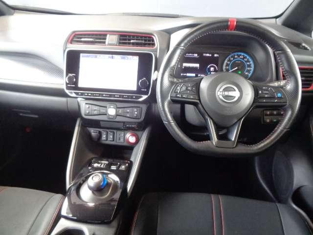 リーフ ニスモ 純正メモリーナビ アラウンドビューモニター LEDヘッドライト プロパイロット エマージェンシーブレーキ サイド・カーテンエアバッグ 寒冷地仕様 ワンオーナー ETC2.0 スマートルームミラー(4枚目)