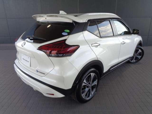 キックス X 純正メモリーナビ アラウンドビューモニター SOSコール プロパイロット LEDヘッドライト ETC付 スマートルームミラー サイド・カーテンエアバッグ インテリジェントキー ワンオーナー車(2枚目)