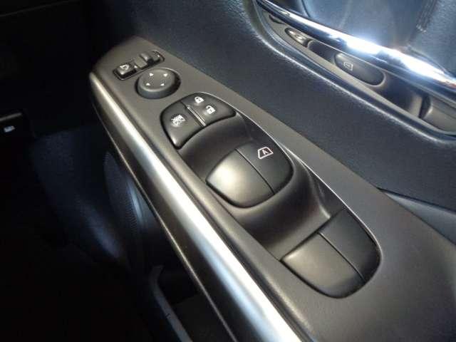 キックス X 純正メモリーナビ アラウンドビューモニター SOSコール プロパイロット LEDヘッドライト ETC付 スマートルームミラー サイド・カーテンエアバッグ インテリジェントキー ワンオーナー車(17枚目)