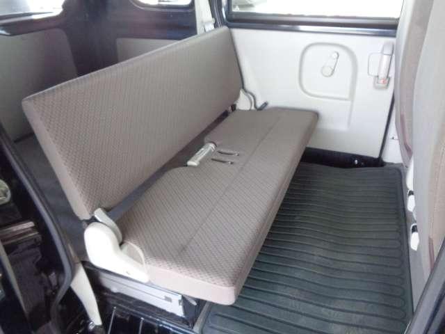 NV100クリッパーバン DX GLエマージェンシーブレーキパッケージ エマージェンシーブレーキ ハイルーフ キーレスシステム 両側スライドドア ワンオーナー車 パワーウィンドウ 純正CDオーディオ アルミホイール(15枚目)