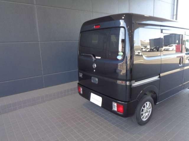 NV100クリッパーバン DX GLエマージェンシーブレーキパッケージ エマージェンシーブレーキ ハイルーフ キーレスシステム 両側スライドドア ワンオーナー車 パワーウィンドウ 純正CDオーディオ アルミホイール(19枚目)