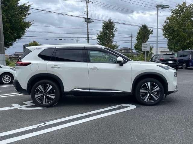 エクストレイル １．５　Ｇ　ｅ－４ＯＲＣＥ　４ＷＤ　純正メモリーナビゲーション／フルセグＴＶ／ア　１オーナー　パークアシスト　禁煙　ＬＥＤヘッドランプ　ナビＴＶ　スマートキー　レーダークルーズ　ＬＫＡ　キーフリー　ＥＴＣ　４ＷＤ　アルミホイール　メモリーナビ　記録簿　ドライブレコーダー　ＰＳ　ＰＷ（8枚目）