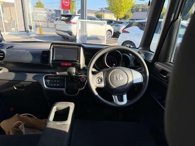 N-BOX+ 660 G 車いす仕様車福祉車両車いす仕様車社外ナビゲーショ 片側電動スライドドア リアカメラ スマートキー 点検記録簿 ETC キーレスエントリー 禁煙車 パワーウィンドウ AAC パワーステアリング ワンセグ エアーバッグ メモリーナビ 助手席エアバッグ(4枚目)