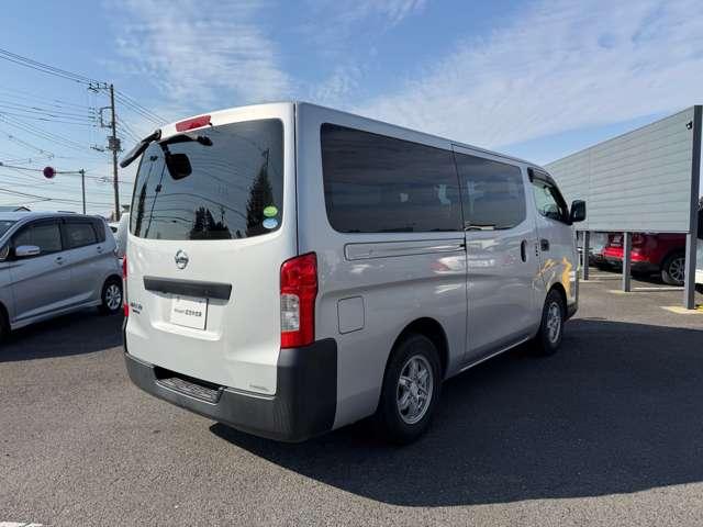 NV350キャラバンバン 2.0 DX ロングボディ 純正メモリーナビゲーション アルミホイール ブレーキサポート 禁煙 助手席エアバック メモリナビ 整備記録簿 キーレスリモコン パワーウインド ワンセグ ETC車載器 ドライブレコーダー AC エアバック PS ナビTV(2枚目)