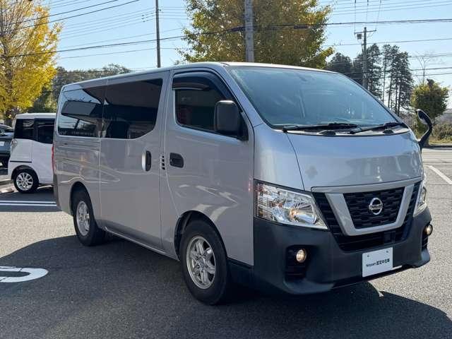 NV350キャラバンバン 2.0 DX ロングボディ 純正メモリーナビゲーション アルミホイール ブレーキサポート 禁煙 助手席エアバック メモリナビ 整備記録簿 キーレスリモコン パワーウインド ワンセグ ETC車載器 ドライブレコーダー AC エアバック PS ナビTV(6枚目)