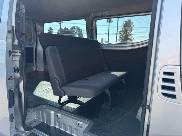 NV350キャラバンバン 2.0 DX ロングボディ 純正メモリーナビゲーション アルミホイール ブレーキサポート 禁煙 助手席エアバック メモリナビ 整備記録簿 キーレスリモコン パワーウインド ワンセグ ETC車載器 ドライブレコーダー AC エアバック PS ナビTV(12枚目)