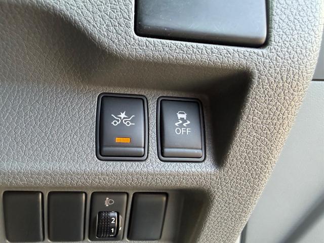 NV350キャラバンバン 2.0 DX ロングボディ 純正メモリーナビゲーション アルミホイール ブレーキサポート 禁煙 助手席エアバック メモリナビ 整備記録簿 キーレスリモコン パワーウインド ワンセグ ETC車載器 ドライブレコーダー AC エアバック PS ナビTV(28枚目)