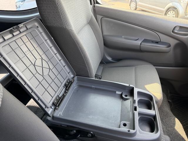 NV350キャラバンバン 2.0 DX ロングボディ 純正メモリーナビゲーション アルミホイール ブレーキサポート 禁煙 助手席エアバック メモリナビ 整備記録簿 キーレスリモコン パワーウインド ワンセグ ETC車載器 ドライブレコーダー AC エアバック PS ナビTV(46枚目)