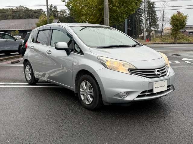 ノート 1.2 X 純正メモリーナビゲーション/TV/インテリジ 禁煙 1オーナー車 記録簿付き スマトキー セキュリティーアラーム キーレス 運転席助手席エアバッグ ナビTV ワンセグ エアコン パワーウィンドウ パワーステアリング ABS メモリーナビ(6枚目)