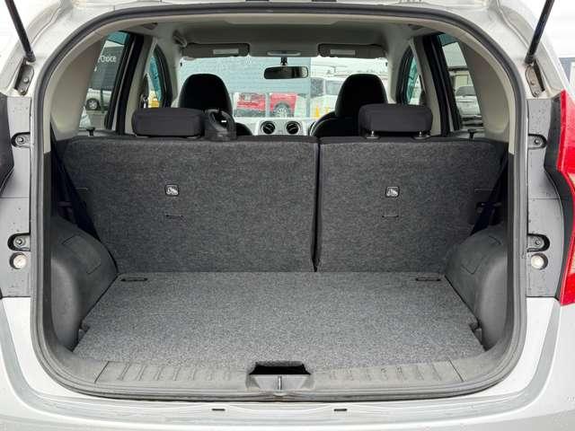 ノート 1.2 X 純正メモリーナビゲーション/TV/インテリジ 禁煙 1オーナー車 記録簿付き スマトキー セキュリティーアラーム キーレス 運転席助手席エアバッグ ナビTV ワンセグ エアコン パワーウィンドウ パワーステアリング ABS メモリーナビ(10枚目)