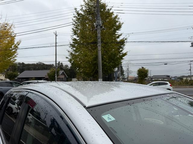 ノート 1.2 X 純正メモリーナビゲーション/TV/インテリジ 禁煙 1オーナー車 記録簿付き スマトキー セキュリティーアラーム キーレス 運転席助手席エアバッグ ナビTV ワンセグ エアコン パワーウィンドウ パワーステアリング ABS メモリーナビ(41枚目)