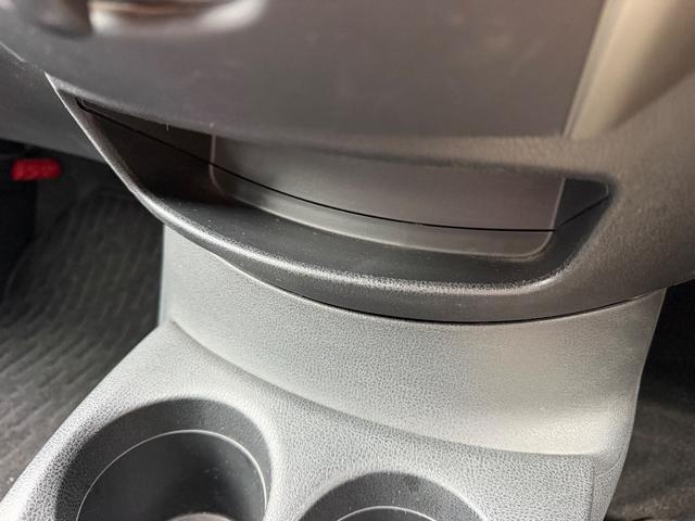 ノート 1.2 X 純正メモリーナビゲーション/TV/インテリジ 禁煙 1オーナー車 記録簿付き スマトキー セキュリティーアラーム キーレス 運転席助手席エアバッグ ナビTV ワンセグ エアコン パワーウィンドウ パワーステアリング ABS メモリーナビ(45枚目)