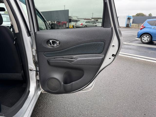 ノート 1.2 X 純正メモリーナビゲーション/TV/インテリジ 禁煙 1オーナー車 記録簿付き スマトキー セキュリティーアラーム キーレス 運転席助手席エアバッグ ナビTV ワンセグ エアコン パワーウィンドウ パワーステアリング ABS メモリーナビ(48枚目)