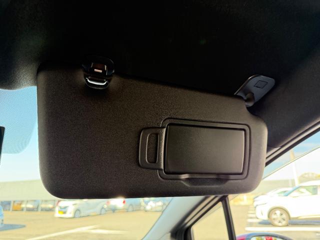 オーラ 1.2 NISMO 純正メモリーナビゲーション/プロパイロッ エマブレ 禁煙 インテリキー ETC ドラレコ 車線逸脱警報 ワンセグ キーフリーシステム ダブルエアバック 定期点検記録簿 アルミホイール 運転席エアバッグ メモリーナビ ナビTV ABS(22枚目)