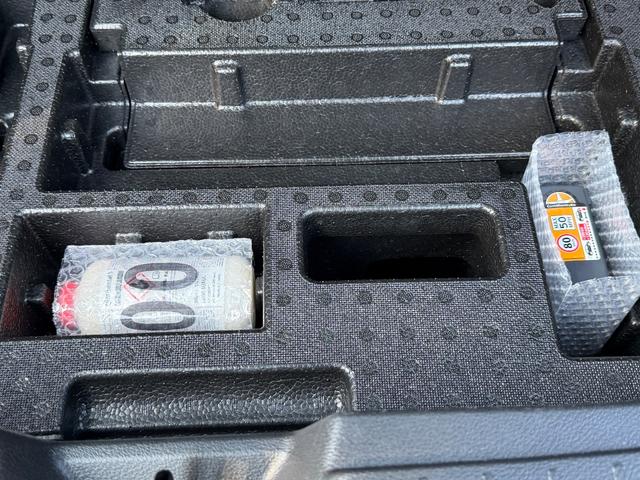 オーラ 1.2 NISMO 純正メモリーナビゲーション/プロパイロッ エマブレ 禁煙 インテリキー ETC ドラレコ 車線逸脱警報 ワンセグ キーフリーシステム ダブルエアバック 定期点検記録簿 アルミホイール 運転席エアバッグ メモリーナビ ナビTV ABS(33枚目)