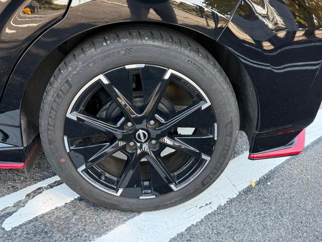 オーラ 1.2 NISMO 純正メモリーナビゲーション/プロパイロッ エマブレ 禁煙 インテリキー ETC ドラレコ 車線逸脱警報 ワンセグ キーフリーシステム ダブルエアバック 定期点検記録簿 アルミホイール 運転席エアバッグ メモリーナビ ナビTV ABS(53枚目)