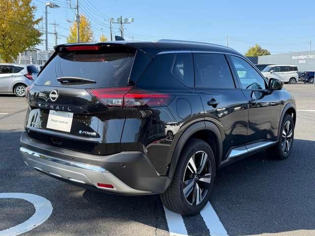 エクストレイル 1.5 G e-4ORCE 4WD純正メモリーナビゲーション ガラスルーフ 1オーナー パークアシスト 禁煙 LEDヘッドランプ ナビTV スマートキー レーダークルーズ LKA キーフリー ETC 4WD アルミホイール メモリーナビ 記録簿 バックカメラ(2枚目)