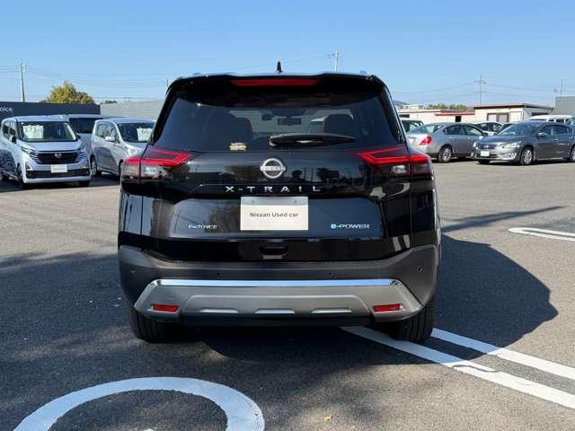 エクストレイル 1.5 G e-4ORCE 4WD純正メモリーナビゲーション ガラスルーフ 1オーナー パークアシスト 禁煙 LEDヘッドランプ ナビTV スマートキー レーダークルーズ LKA キーフリー ETC 4WD アルミホイール メモリーナビ 記録簿 バックカメラ(5枚目)
