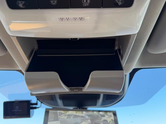 エクストレイル 1.5 G e-4ORCE 4WD純正メモリーナビゲーション ガラスルーフ 1オーナー パークアシスト 禁煙 LEDヘッドランプ ナビTV スマートキー レーダークルーズ LKA キーフリー ETC 4WD アルミホイール メモリーナビ 記録簿 バックカメラ(23枚目)