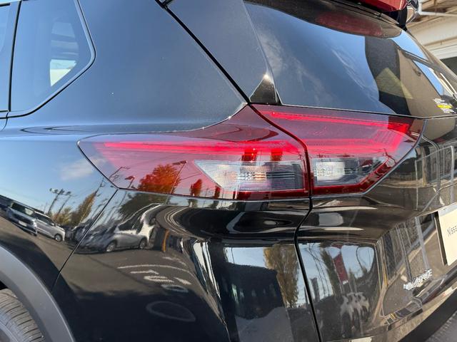 エクストレイル 1.5 G e-4ORCE 4WD純正メモリーナビゲーション ガラスルーフ 1オーナー パークアシスト 禁煙 LEDヘッドランプ ナビTV スマートキー レーダークルーズ LKA キーフリー ETC 4WD アルミホイール メモリーナビ 記録簿 バックカメラ(37枚目)