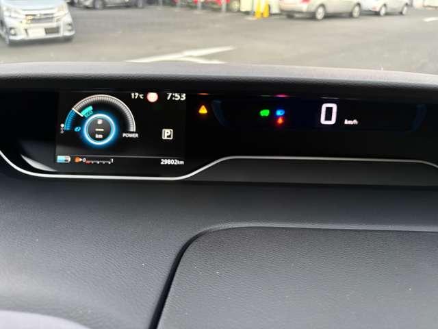 セレナ 1.2 e-POWER ハイウェイスター V 純正メモリーナビゲーション/フルセグTV/後 360°カメラ エマジェンシーブレーキ パーキングアシスト スマキー バックカメラ 禁煙 LED レーンアシスト 点検記録簿付 ドラレコ イモビ サイドカーテンエアバック フルオートエアコン ナビTV(14枚目)