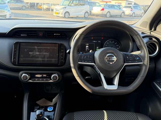 キックス 1.2 X (e-POWER) 純正メモリーナビゲーション/フルセグTV/バ ナビ&TV 追従クルコン スマートキー LEDヘッド レーンアシスト パワーステアリング 禁煙車 盗難防止システム ドライブレコーダー ETC 整備記録簿有 メモリーナビ サイドエアバッグ アルミ(4枚目)