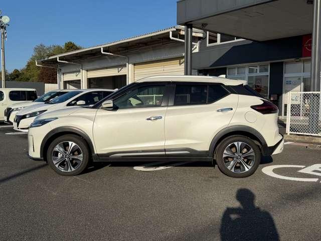 キックス 1.2 X (e-POWER) 純正メモリーナビゲーション/フルセグTV/バ ナビ&TV 追従クルコン スマートキー LEDヘッド レーンアシスト パワーステアリング 禁煙車 盗難防止システム ドライブレコーダー ETC 整備記録簿有 メモリーナビ サイドエアバッグ アルミ(7枚目)