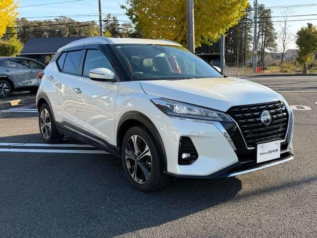 キックス 1.2 X (e-POWER) 純正メモリーナビゲーション/フルセグTV/バ ナビ&TV 追従クルコン スマートキー LEDヘッド レーンアシスト パワーステアリング 禁煙車 盗難防止システム ドライブレコーダー ETC 整備記録簿有 メモリーナビ サイドエアバッグ アルミ(8枚目)