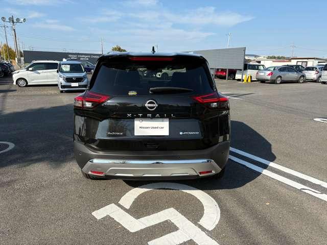 エクストレイル 1.5 G e-4ORCE 4WD 純正メモリーナビゲーション/フルセグTV/ア 1オーナー パークアシスト 禁煙 LEDヘッドランプ ナビTV スマートキー レーダークルーズ LKA キーフリー ETC 4WD アルミホイール メモリーナビ 記録簿 バックカメラ サイドカメラ(5枚目)