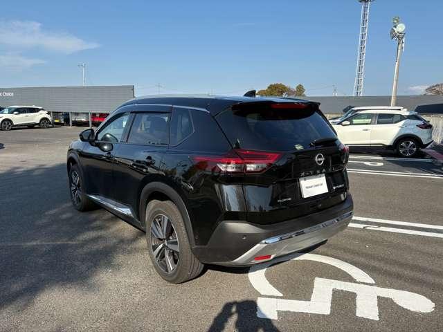 エクストレイル 1.5 G e-4ORCE 4WD 純正メモリーナビゲーション/フルセグTV/ア 1オーナー パークアシスト 禁煙 LEDヘッドランプ ナビTV スマートキー レーダークルーズ LKA キーフリー ETC 4WD アルミホイール メモリーナビ 記録簿 バックカメラ サイドカメラ(7枚目)