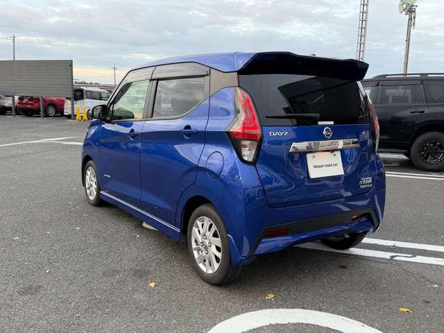 デイズ ６６０　ハイウェイスターＸ　純正メモリーナビゲーション／フルセグＴＶ／ア　ブレーキサポート　禁煙　全周囲カメラ　ＬＥＤ　ドライブレコーダー　イモビライザー　インテリジェントキー　バックカメラ　ナビＴＶ　アイドリングストップ　オートエアコン　デュアルエアバッグ　記録簿　ＡＢＳ（7枚目）