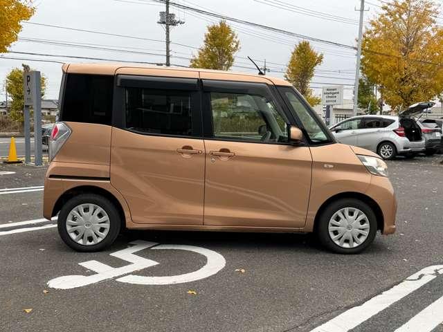 デイズルークス ６６０　Ｘ　純正メモリーナビゲーション／アラウンドビ　プリクラッシュ　全周囲　アイドリングストップ機能　禁煙　Ｓキー　ナビＴＶ　イモビライザー　点検記録簿付　運転席エアバック　デュアルエアバッグ　バックカメラ　フルオートエアコン　パワーウィンドウ　ＡＢＳ（8枚目）