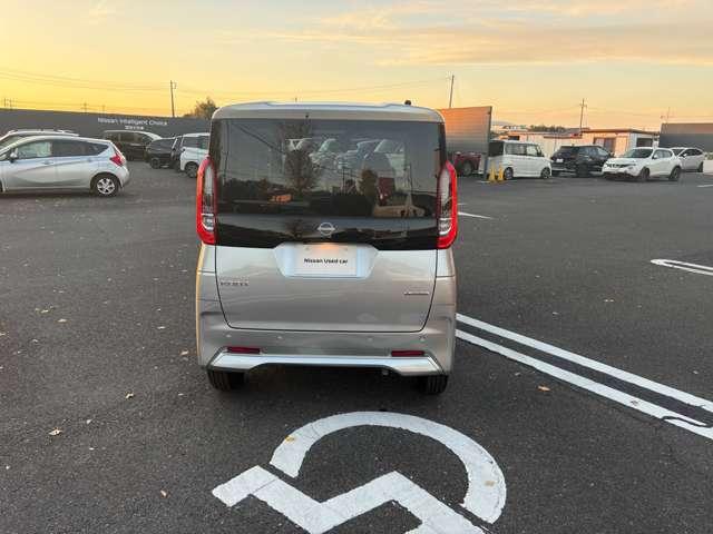 ルークス ６６０　Ｘ　純正メモリーナビゲーション／フルセグＴＶ／ア　アラモニ　前後衝突軽減ブレーキ　禁煙　スマートキー　定期点検記録簿　キーフリー　ｉ－ｓｔｏｐ　フルオートエアコン　パワーウインドウ　ＬＥＤ　バックカメラ　盗難防止　カーテンエアバッグ　Ｗエアバック（5枚目）