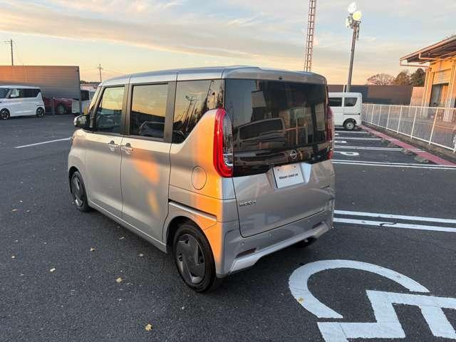 ルークス ６６０　Ｘ　純正メモリーナビゲーション／フルセグＴＶ／ア　アラモニ　前後衝突軽減ブレーキ　禁煙　スマートキー　定期点検記録簿　キーフリー　ｉ－ｓｔｏｐ　フルオートエアコン　パワーウインドウ　ＬＥＤ　バックカメラ　盗難防止　カーテンエアバッグ　Ｗエアバック（7枚目）